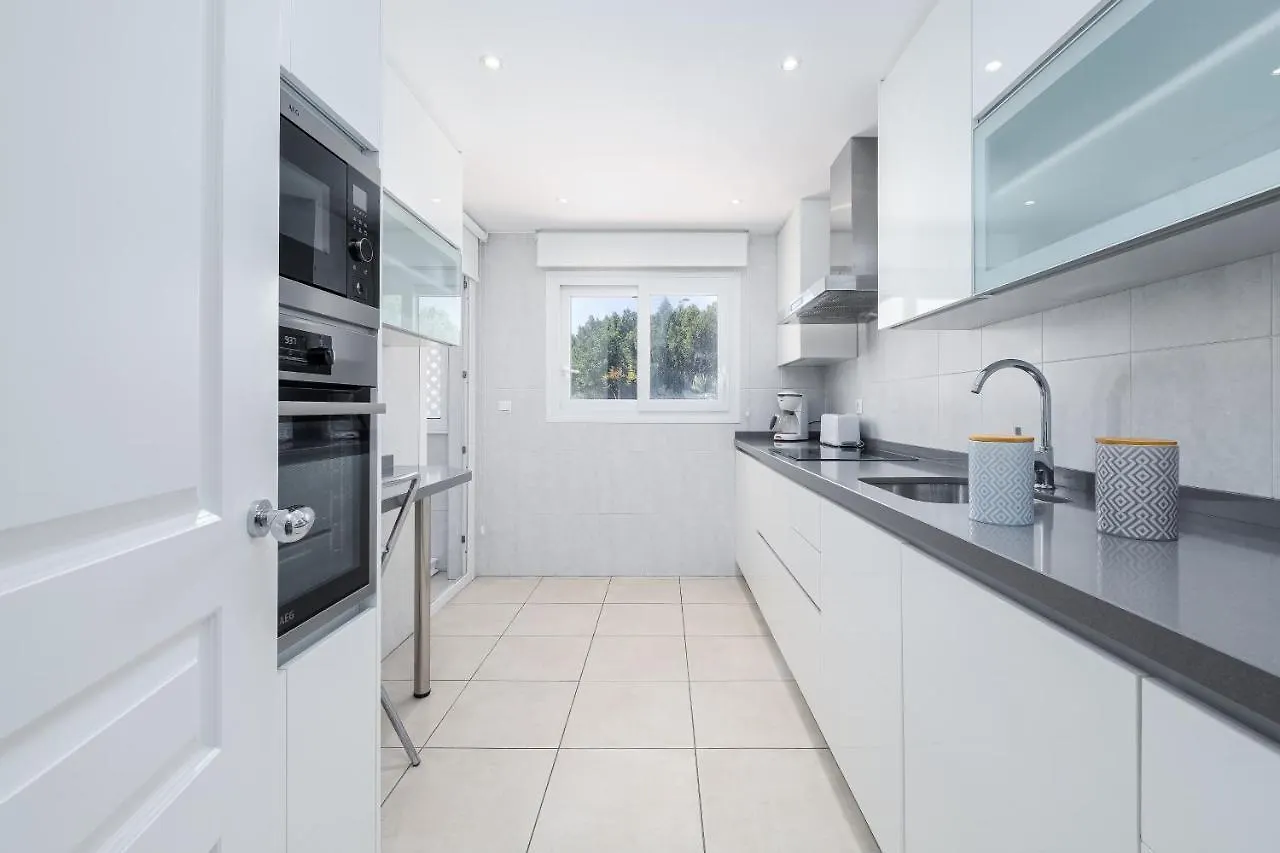 Beautiful 2 Bed Playas Del Duque + Parking Rdr294 Apartment Marbella Spain