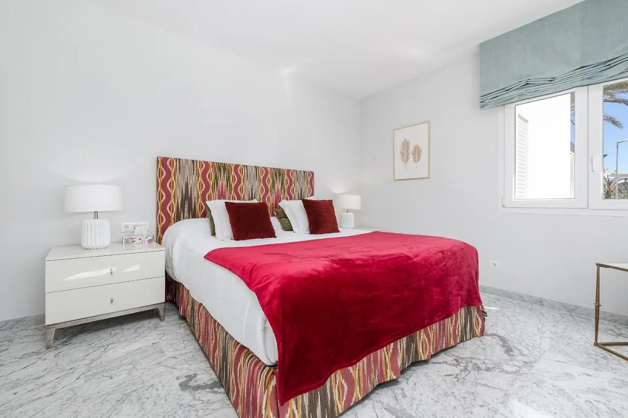 Beautiful 2 Bed Playas Del Duque + Parking Rdr294 Apartment Marbella